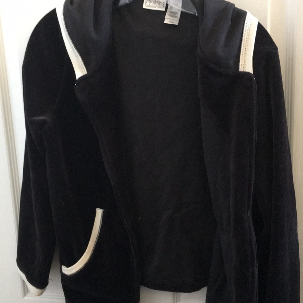 FINAL MARKDOWN Ladies villager sport hooded velour jacket lp